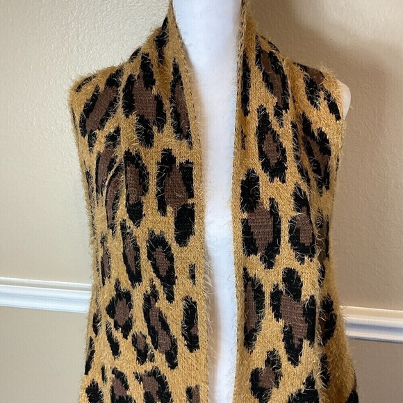 Leopard Cheetah Women SZ OS Poncho Jungle Fuzzy Knit Soft Wrap Cozy Cardigan U3 - Picture 9 of 11